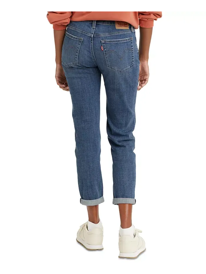 Женские джинсы свободного кроя Boyfriend с зауженными штанинами Levi's — изображение 2 из 2