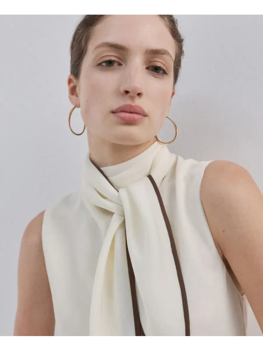 Платье с шарф-вырезом, без рукавов, Scarf Detail MANGO — изображение 4 из 5, ванильный