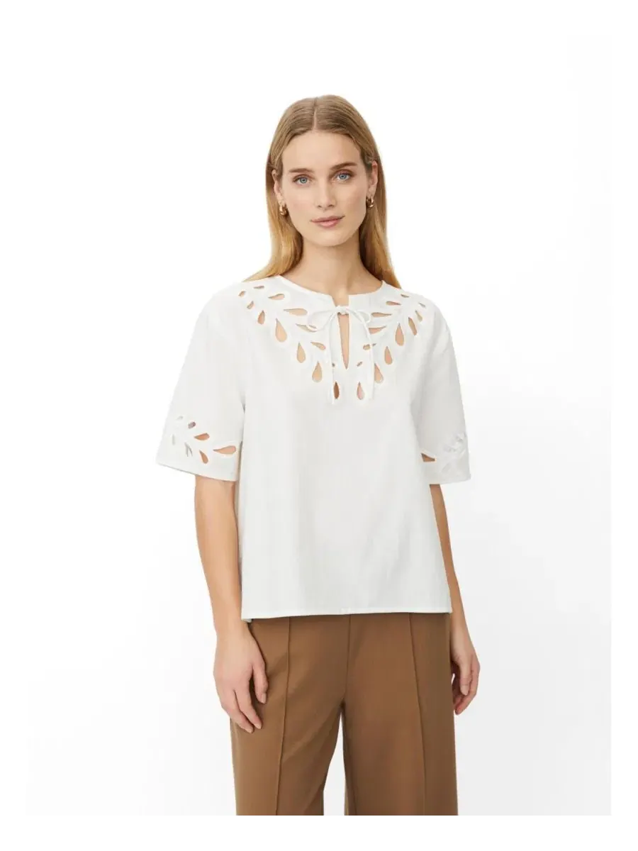 Блуза с завязками и ажурной отделкой MaDyselle Cutwork Detail Blouse Masai Copenhagen