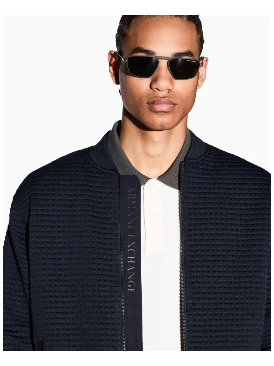 Мужская стеганая фактурная куртка-бомбер A|X Armani Exchange — изображение 5 из 5, глубокий темно-синий