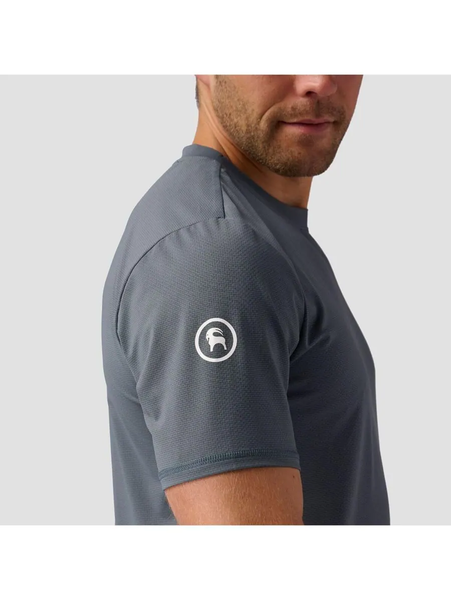 Мужская футболка с коротким рукавом Tahoe Sun Performance Shirts Backcountry — изображение 4 из 5, серый