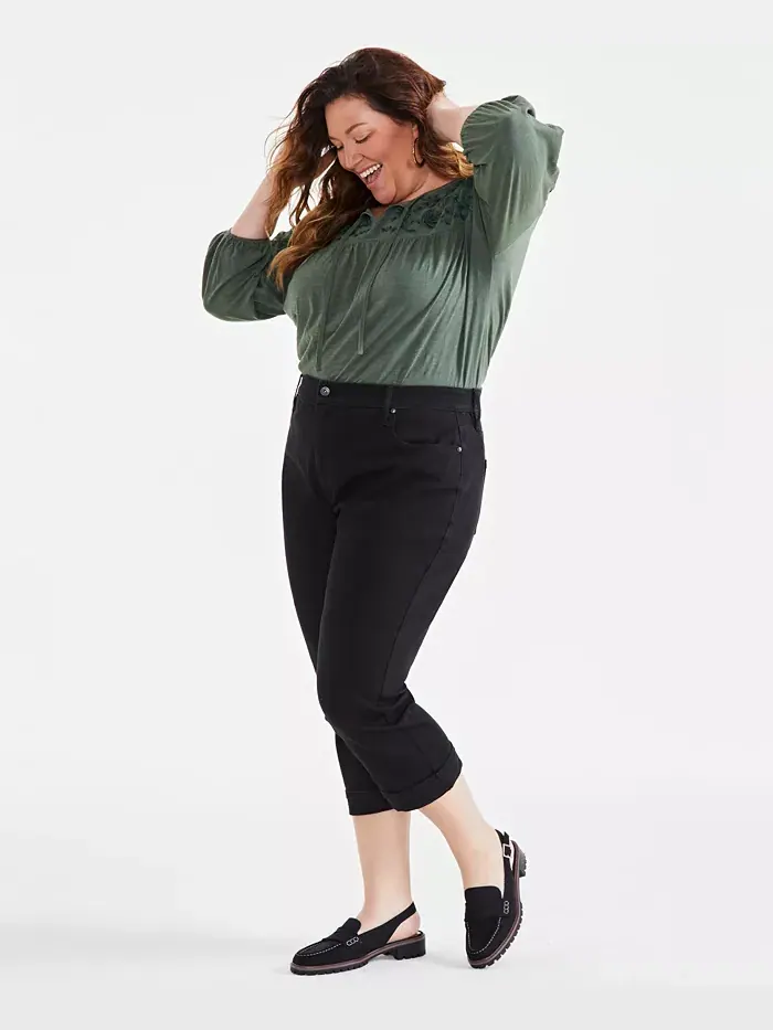 Джинсы укороченные с завышенной талией Plus Size Curvy-Fit Style & Co — изображение 2 из 6, глубокий черный