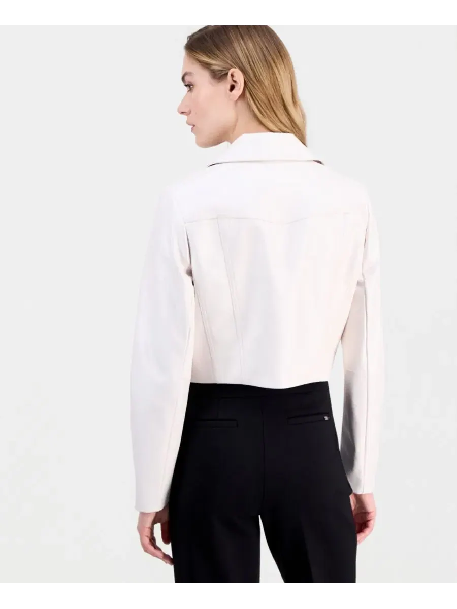 Женская куртка-косуха из экокожи с укороченным кроем Anne Klein — изображение 4 из 4, белый