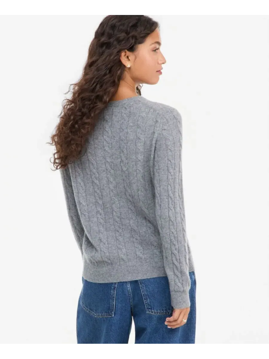 Свитер из кашемира с косами и круглым вырезом, модель Petite Cable-Knit Crewneck Charter Club — изображение 3 из 4, серый