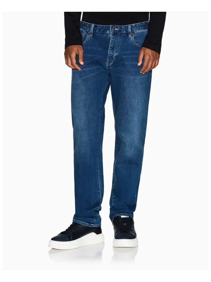 Мужские джинсы прямого кроя J16 из комфортной ткани A|X Armani Exchange
