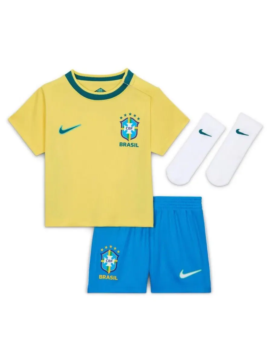 Комплект из трех предметов с футболкой и шортами для малышей Brazil National Team 2026 Home Stadium