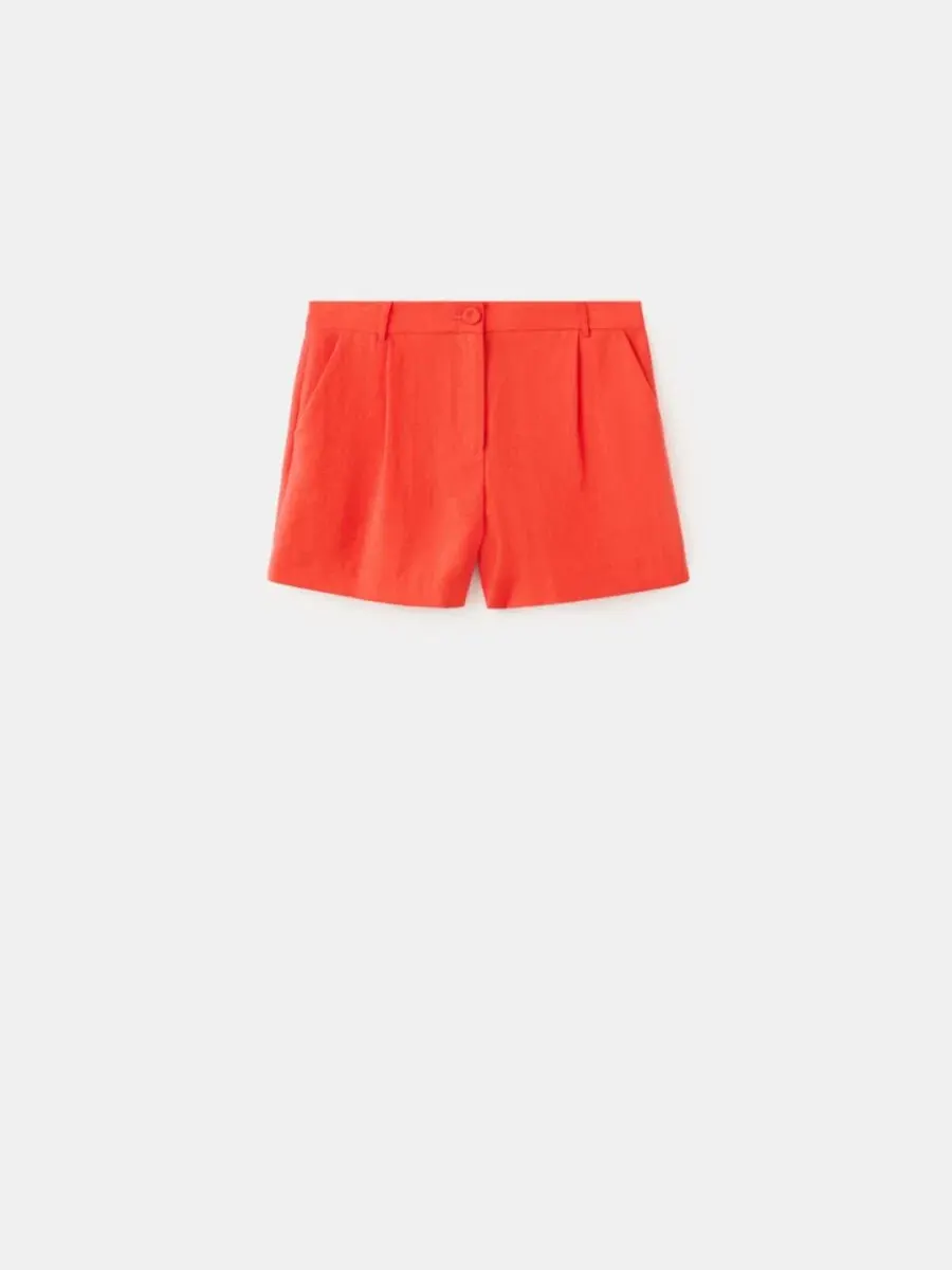 Бермуды прямого кроя из лиоцелла, с поясом, модель Straight-Fit Lyocell Bermuda Shorts MANGO