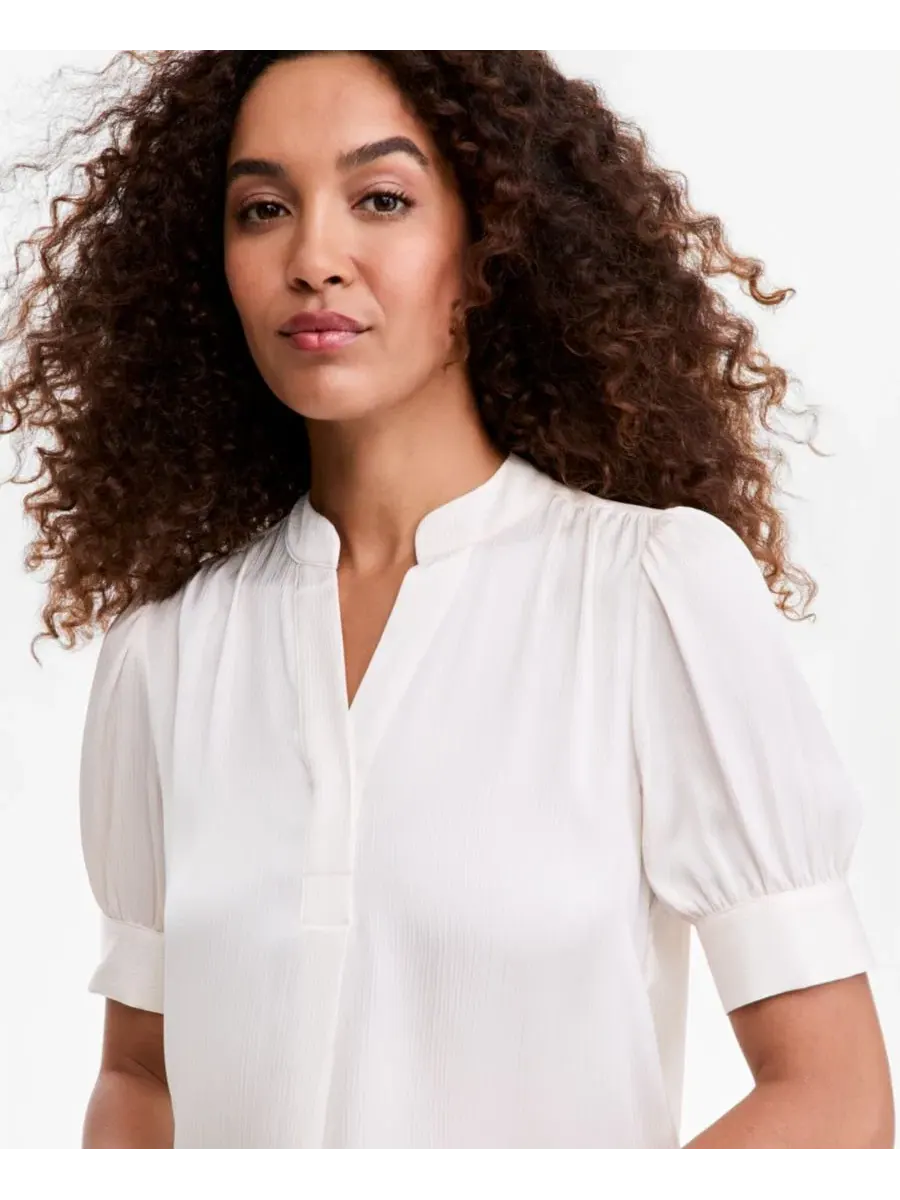 Блуза Anne Klein с коротким рукавом-фонарик, Split Mandarin — изображение 2 из 4, белый