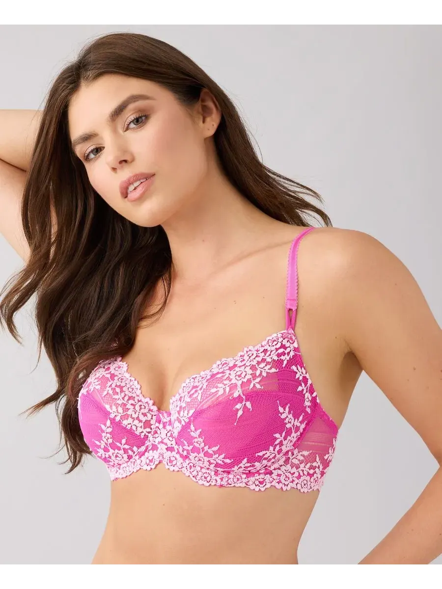 Бюстгальтер с нижней поддержкой Embrace Lace Wacoal