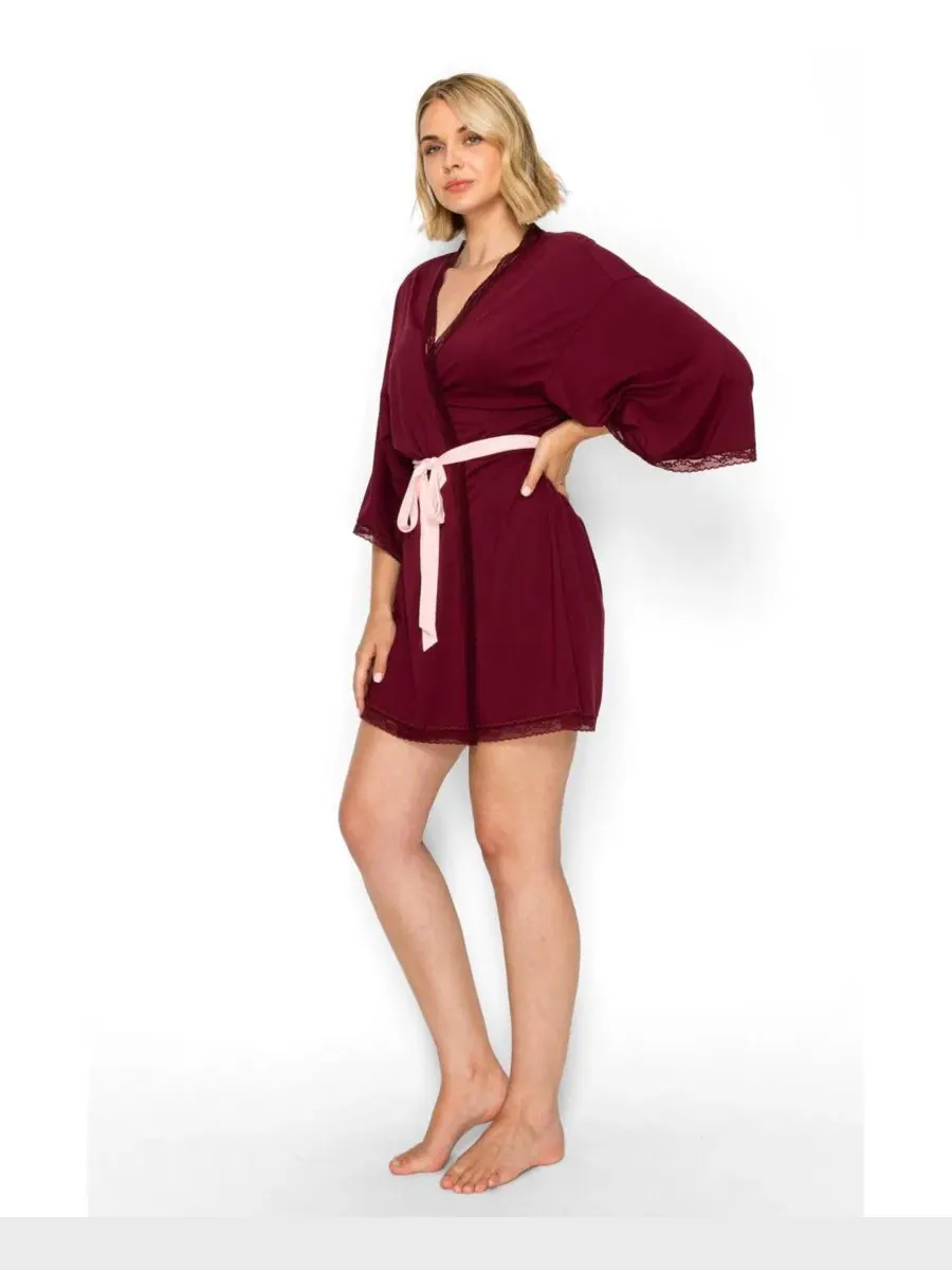 Халат-кимоно с запахом и завязкой, с рукавом 3/4, Yummy Jersey Studio Badgley Mischka — изображение 2 из 5, красный