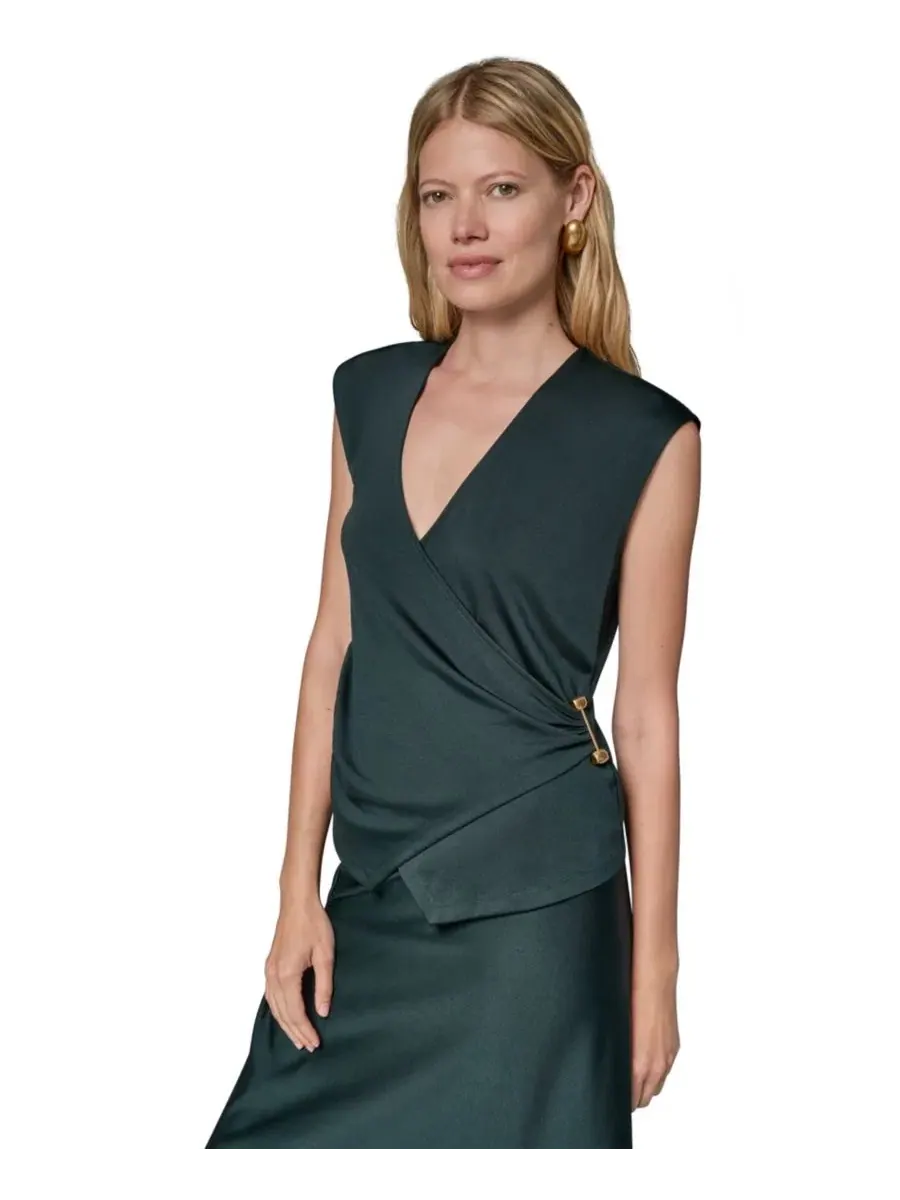 Блузка с V-образным вырезом и металлической фурнитурой Donna Karan New York