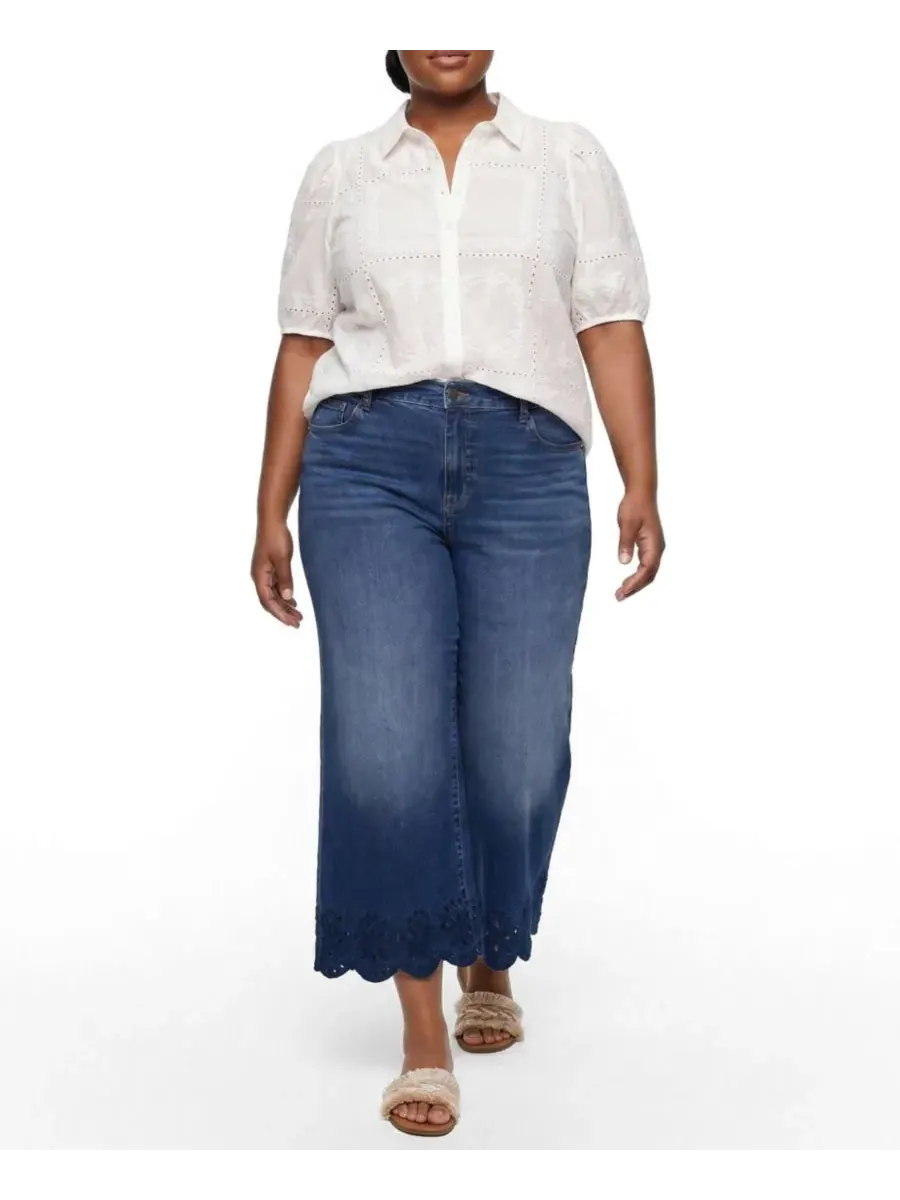 Блузка с длинным рукавом Belle Isle Eyelet Button Down Shirt Torrid — изображение 2 из 3, яркий белый