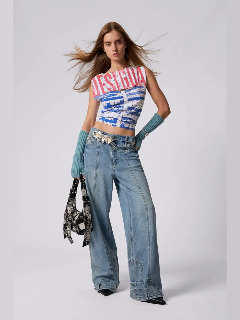 Женские прямые джинсы с эффектом выворота Desigual — изображение 6 из 6, светлый синий