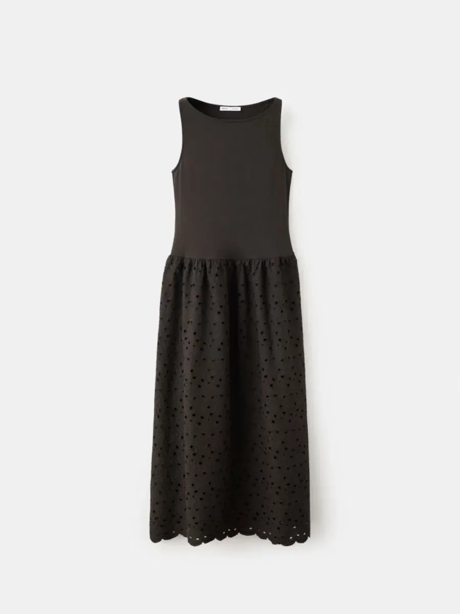 Платье-трапеция без рукавов с вышивкой Openwork Embroidered Combined Dress MANGO