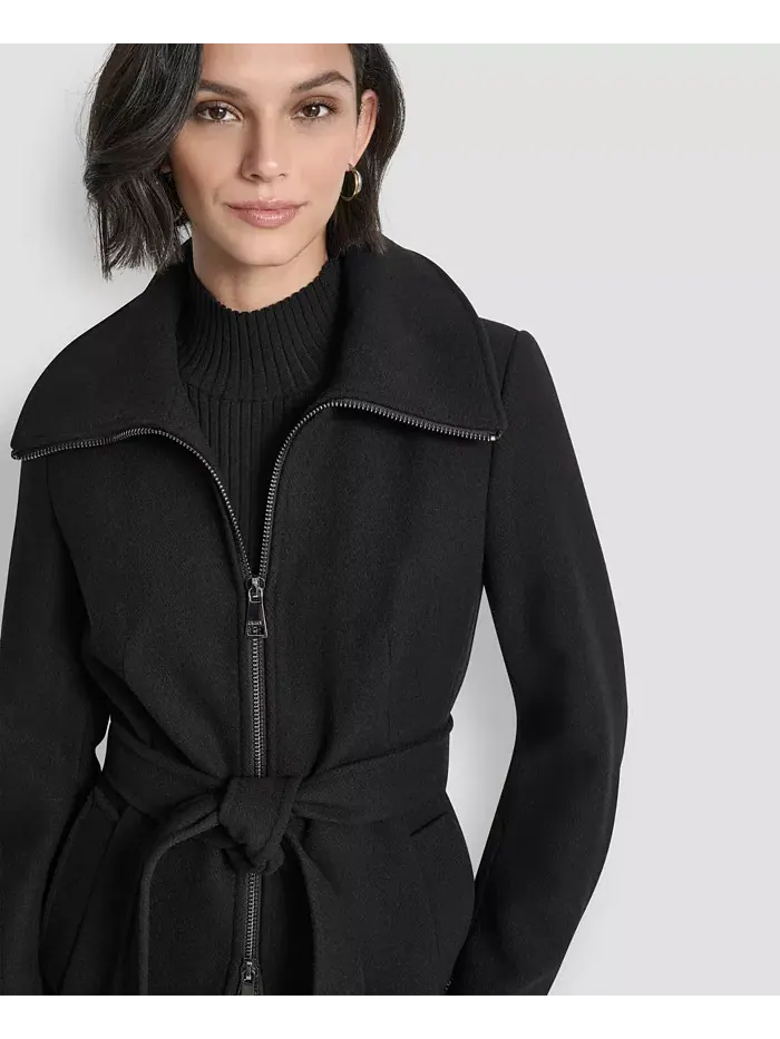 Пальто Petite с поясом и молнией спереди DKNY — изображение 7 из 8, черный