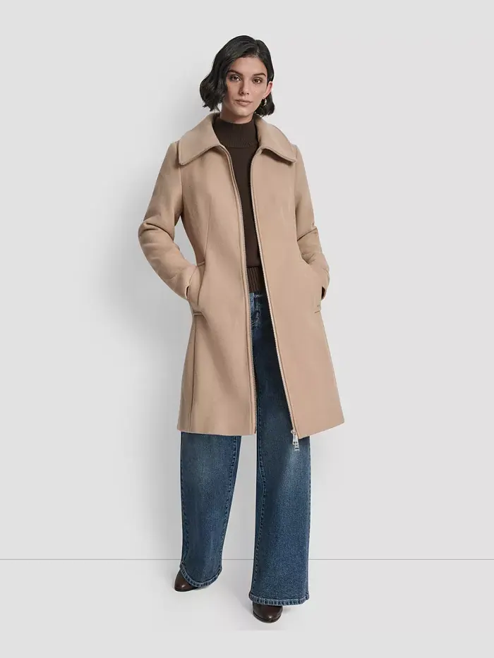 Пальто Petite с поясом и молнией спереди DKNY — изображение 2 из 7, коричневый
