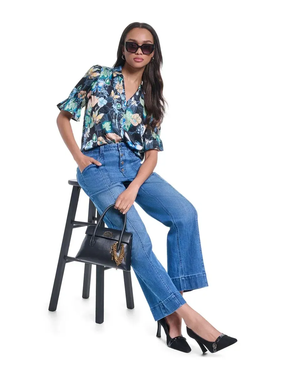 Блузка с воротником и принтом, модель Petite Collared Printed Woven Top KARL LAGERFELD PARIS — изображение 6 из 6