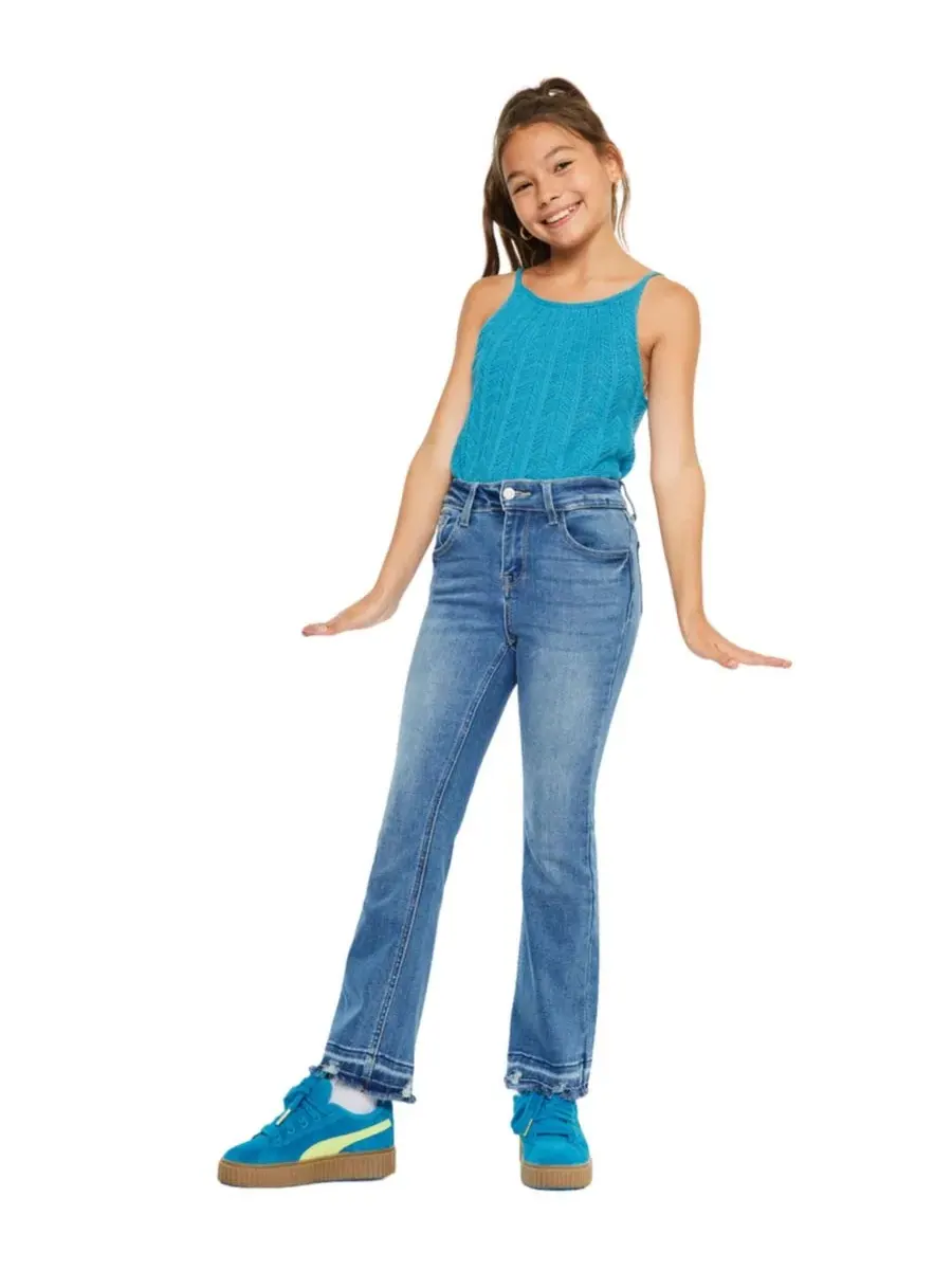 Джинсы клеш с завышенной талией и бахромой Bibi High Rise Crop Bootcut KanCan