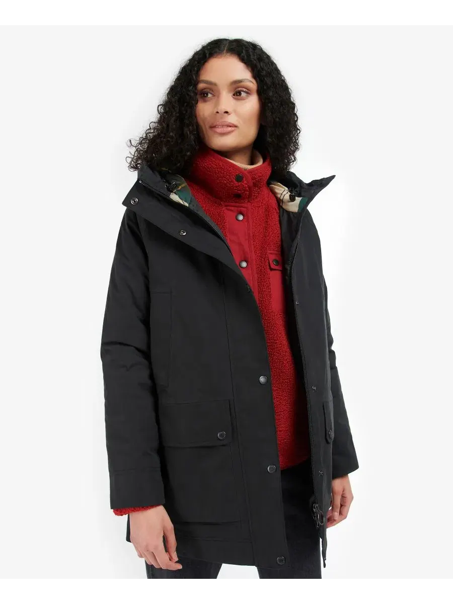 Женское пальто с капюшоном Beadnell Hooded Tartan-Lined Barbour — изображение 3 из 5, черный