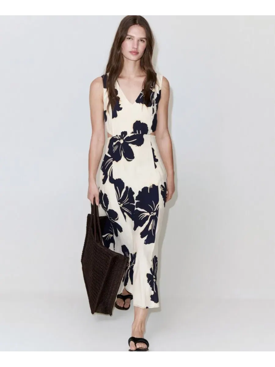 Платье миди с цветочным принтом и вырезами на талии, модель Cutouts Floral-Printed Dress MANGO — изображение 5 из 7, экру