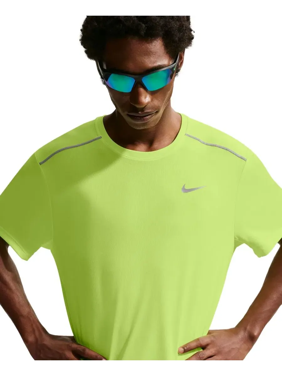 Беговая футболка Dri-FIT с круглым вырезом Miler Nike — изображение 3 из 5, серебристый