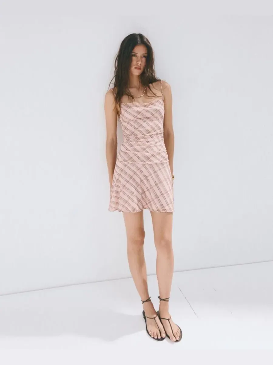 Платье с драпировкой и принтом в клетку Gathered Check Dress MANGO