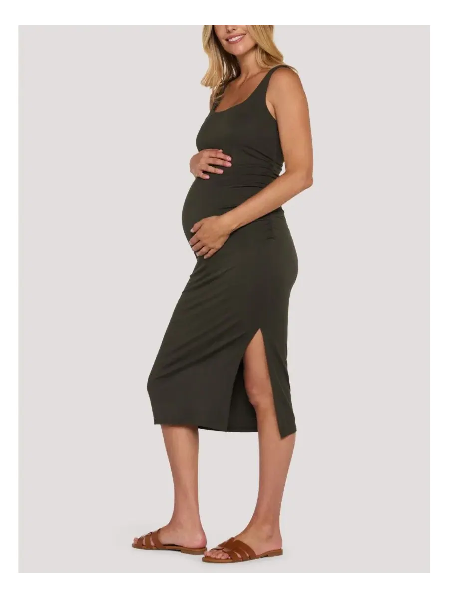 Женское миди-платье без рукавов с боковыми сборками Motherhood Maternity — изображение 4 из 5