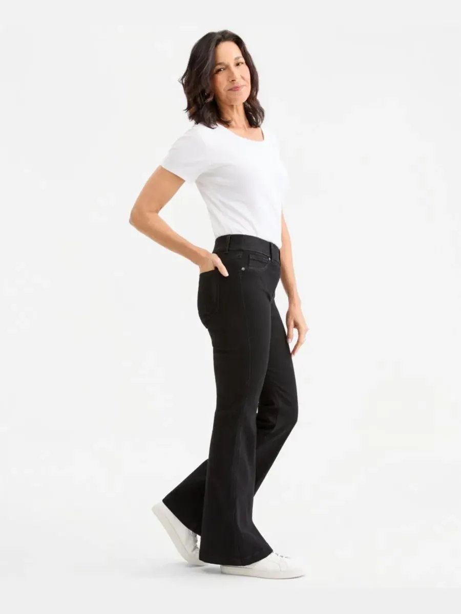 Джинсы клеш с высокой посадкой Shaping Flare High-Rise Pull-On Style & Co — изображение 2 из 6, черный