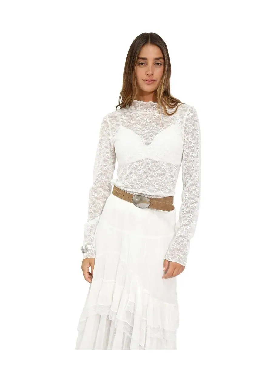 Кружевной топ с высоким воротом Fairy Girl Lace Top Belle & Bloom — изображение 2 из 5, бежевый