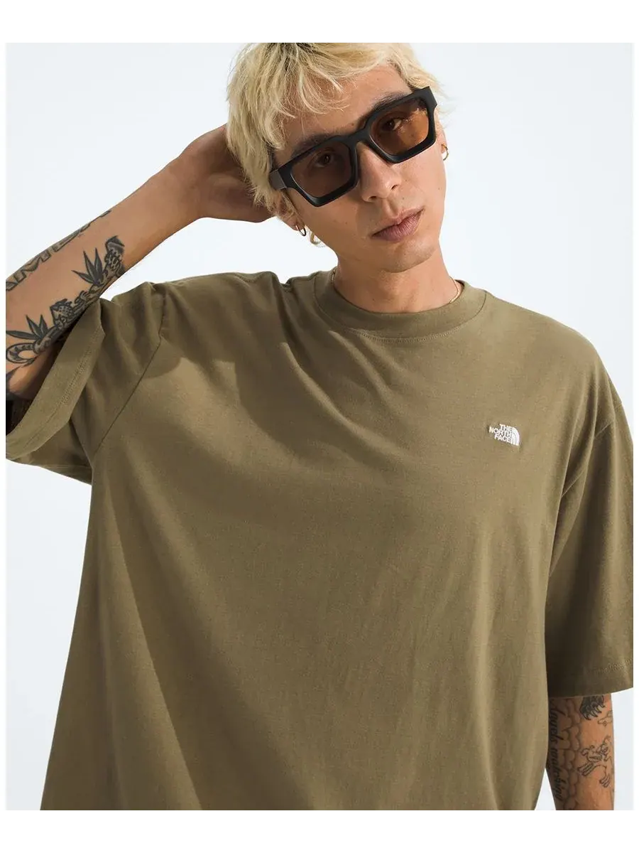 Мужская простая футболка-трапеция Essential Simple Dome Oversized The North Face — изображение 2 из 3, кедр