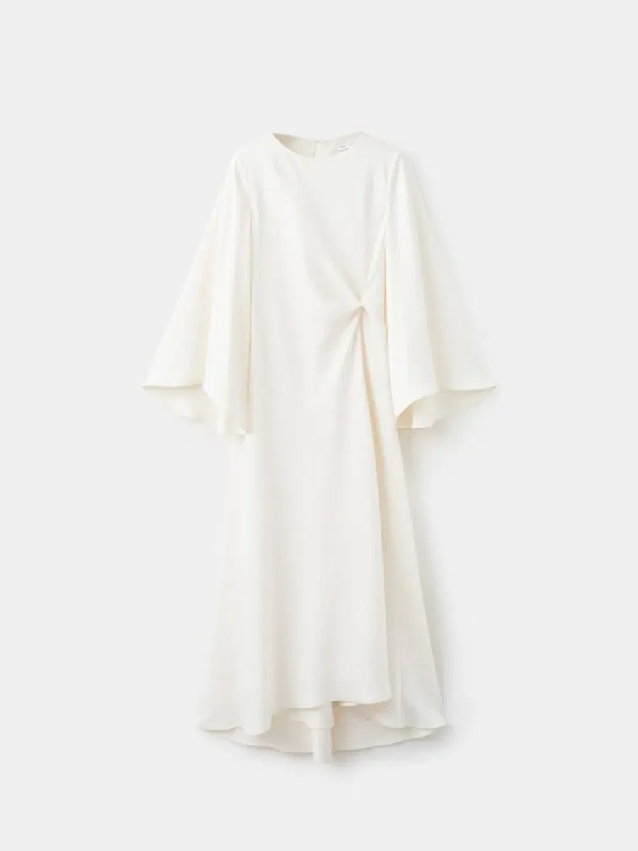 Платье миди с защипами из атласа, модель Ruched Satin Dress MANGO — изображение 2 из 6, светлый бежевый