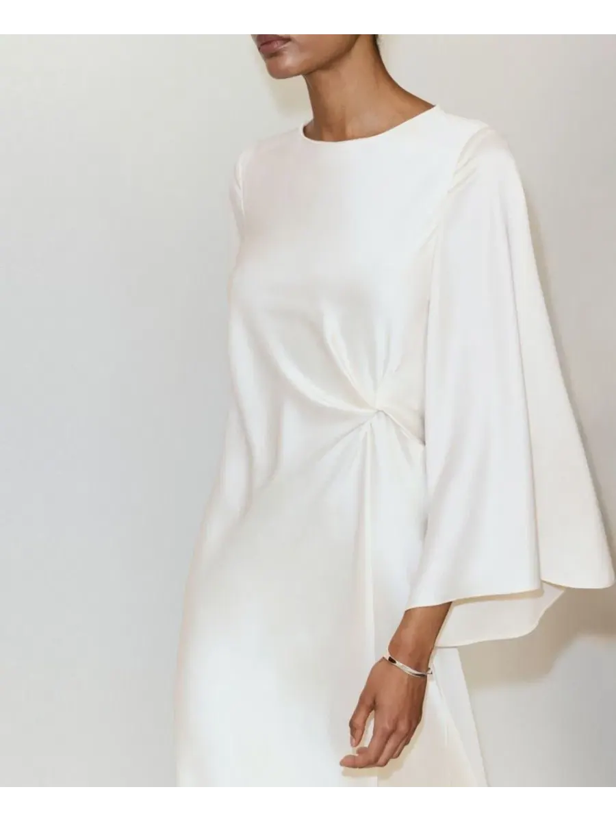 Платье миди с защипами из атласа, модель Ruched Satin Dress MANGO — изображение 4 из 6, светлый бежевый