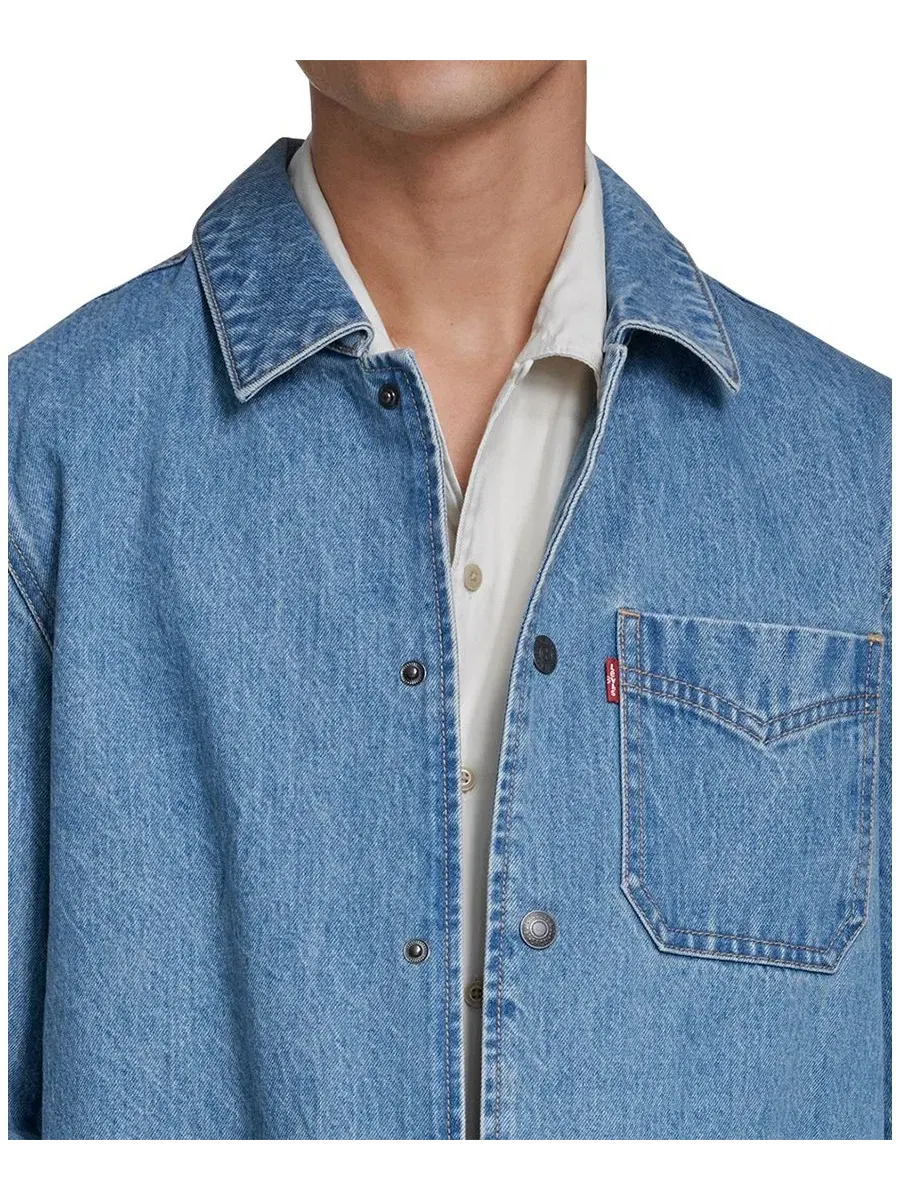Мужская джинсовая куртка с тремя карманами и молнией Levi's — изображение 2 из 3, светлый джинсовый синий