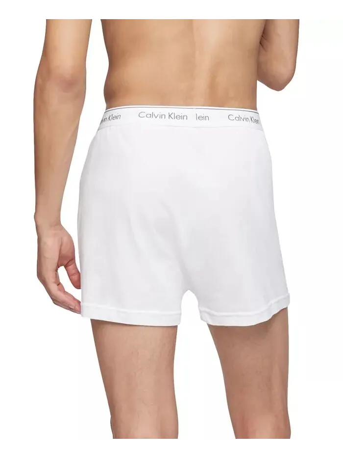 Комплект трусов Calvin Klein Cotton Classics Knit Boxers, 3 предмета — изображение 3 из 4, белый