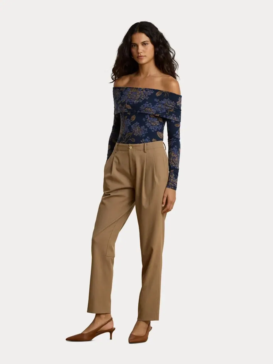 Брюки-джодпуры с высокой посадкой, с защипами, модель Women's High-Rise Pleated Bi-Stretch Twill