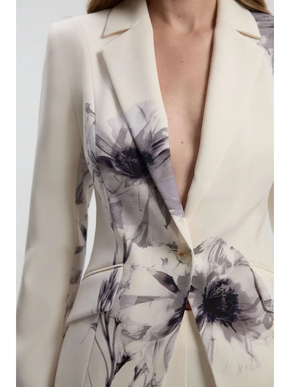 Женский блейзер из крепа с цветочным принтом Karen Millen — изображение 6 из 8, мульти