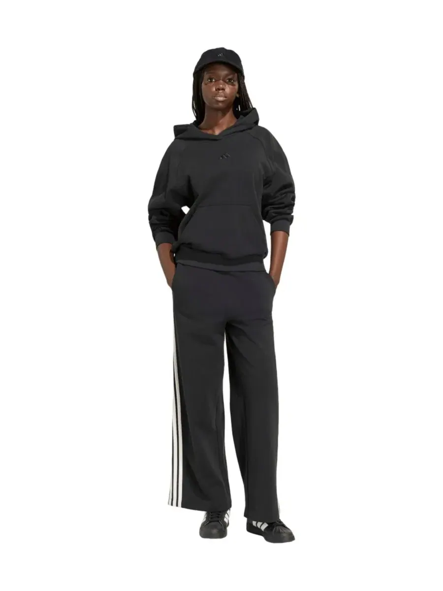 Широкие спортивные брюки с лампасами adidas Kit 3-Stripes Wide Pant — изображение 2 из 6, черный/белый