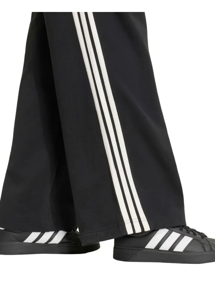 Широкие спортивные брюки с лампасами adidas Kit 3-Stripes Wide Pant — изображение 4 из 6, черный/белый