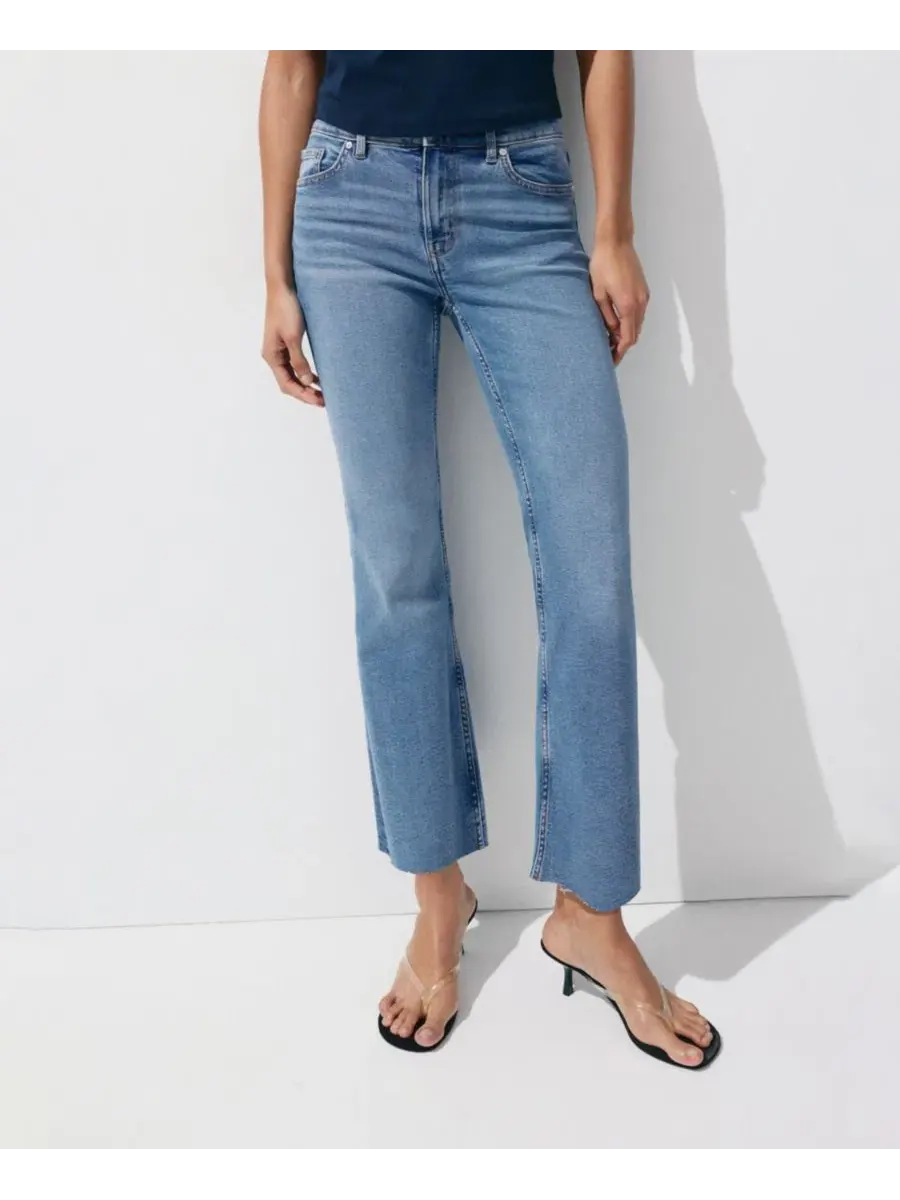 Джинсы-клеш укороченные Sienna Flared Cropped MANGO
