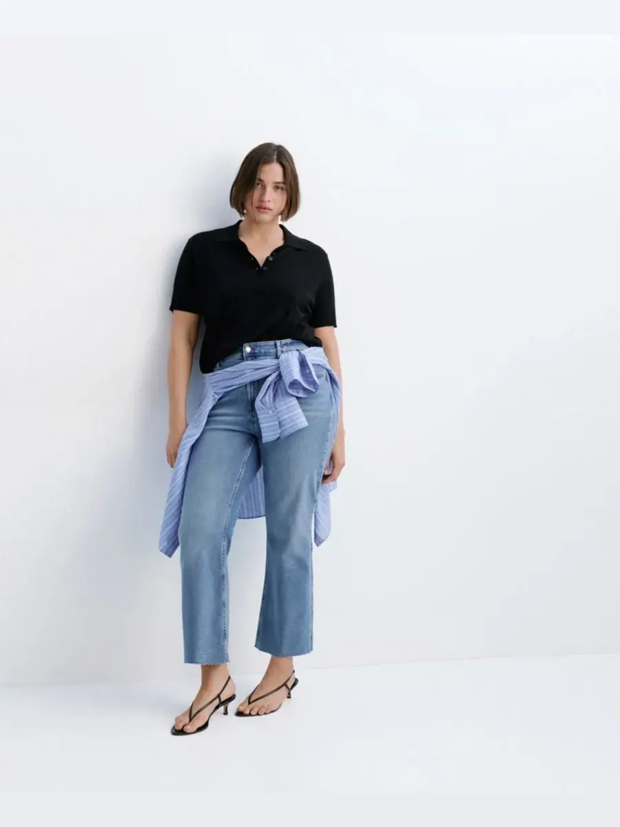 Джинсы-клеш укороченные Sienna Flared Cropped MANGO — изображение 6 из 9, синий