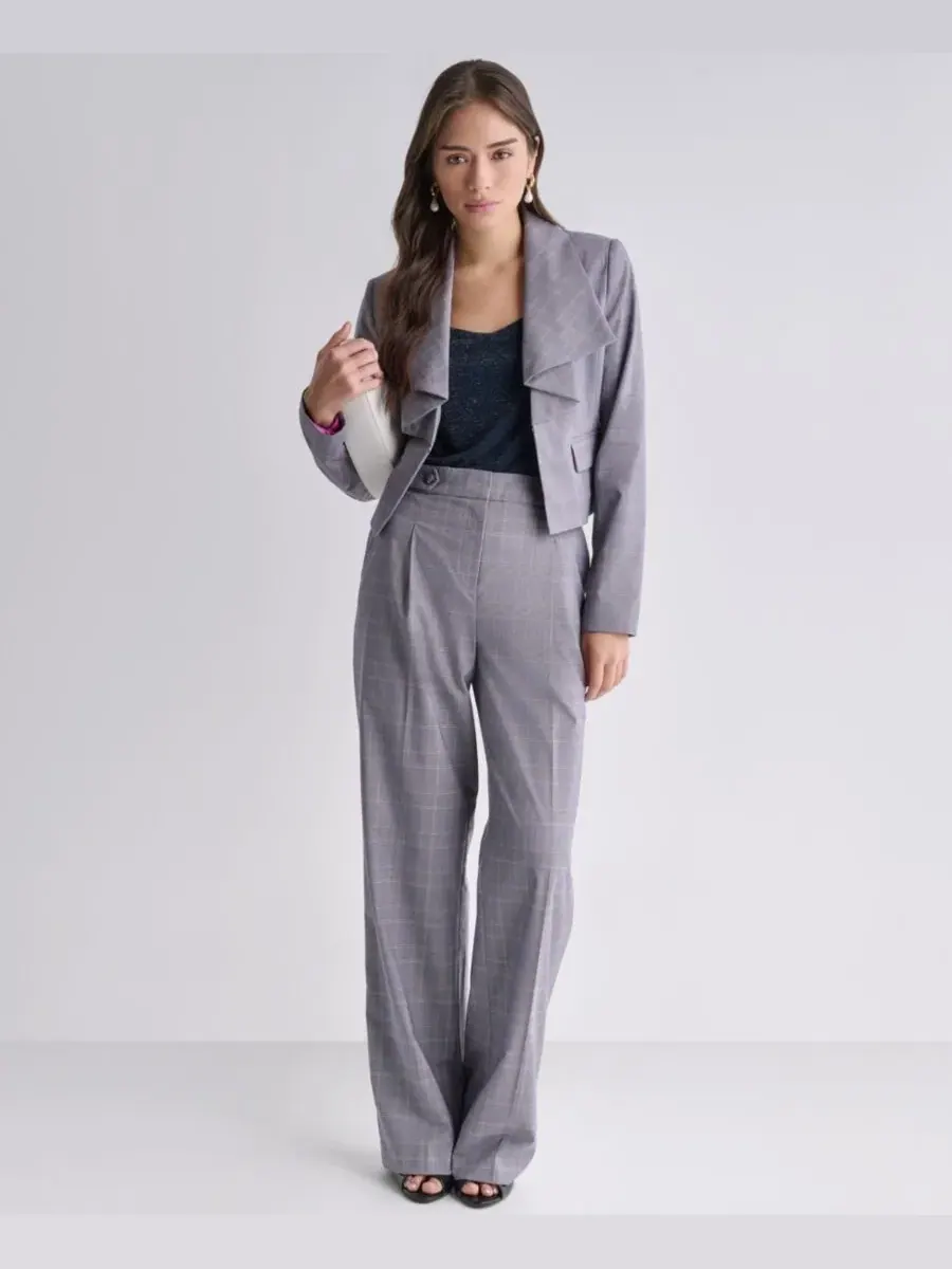 Жакет с воланами и укороченным кроем BCBG — изображение 6 из 9, светлый мульти