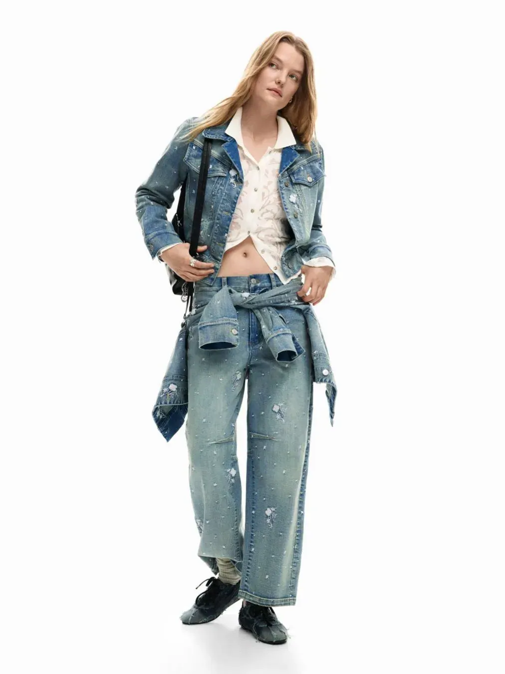 Женские джинсы с вышивкой Desigual — изображение 4 из 6, синий