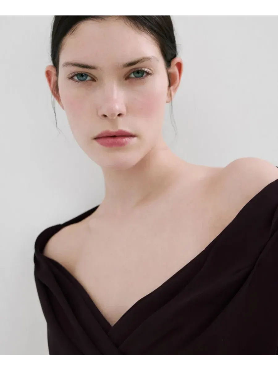 Платье с запахом и драпировкой Crossover Neckline Ruched Dress MANGO — изображение 3 из 7, коричневый