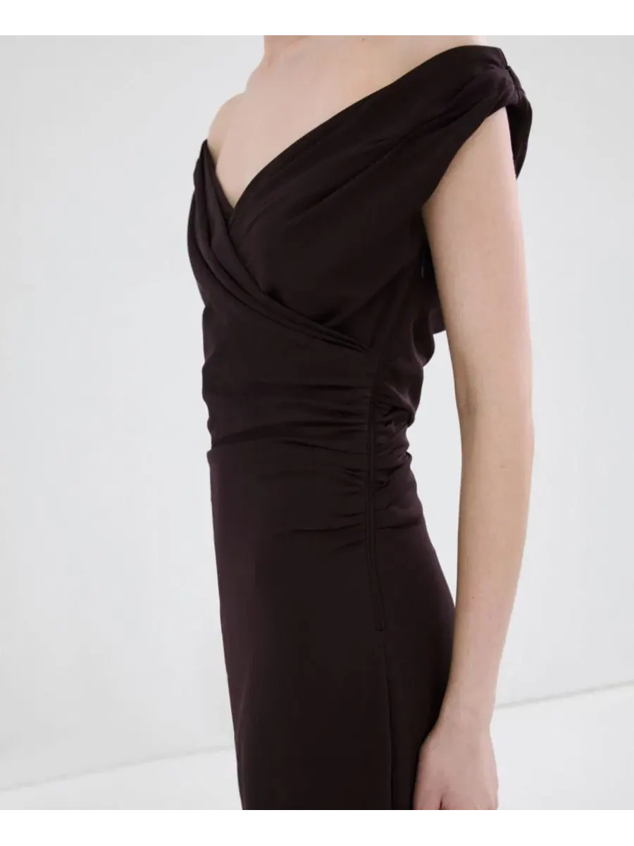 Платье с запахом и драпировкой Crossover Neckline Ruched Dress MANGO — изображение 5 из 7, коричневый