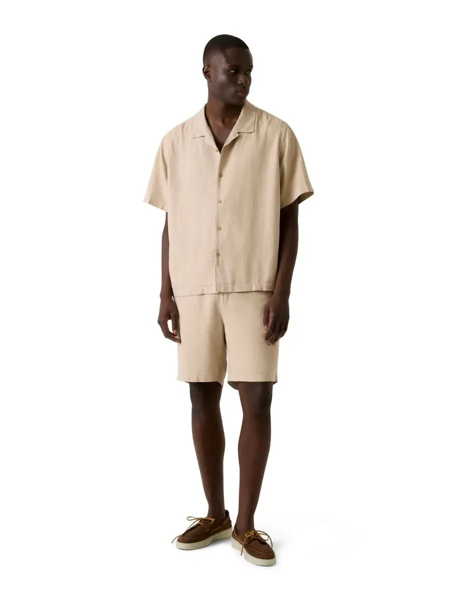 Рубашка с коротким рукавом из льняной смеси Linen Coast Rayon GUESS — изображение 2 из 3, бежевый мульти