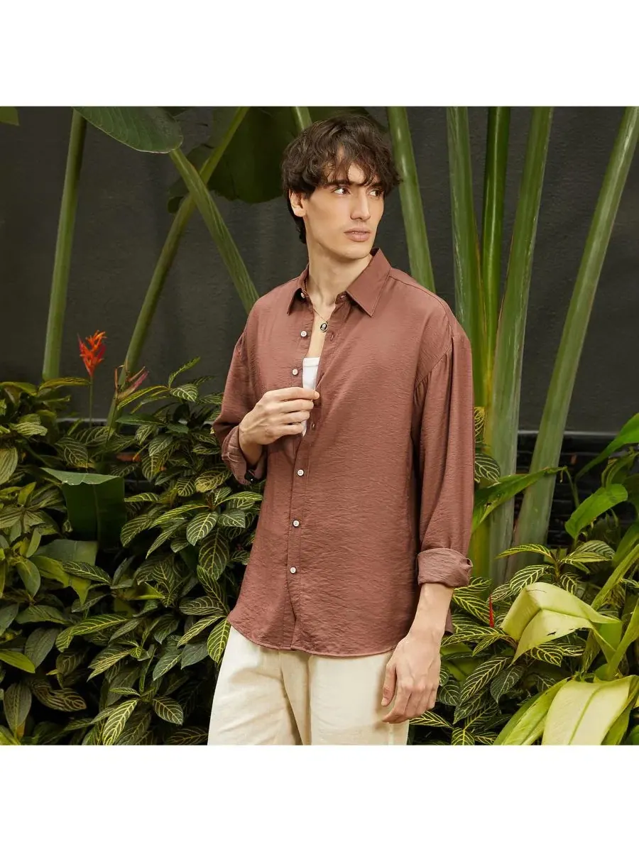 Мужская рубашка с длинным рукавом Breezy Wrinkled Shirt Campus Sutra — изображение 2 из 7, коричневый
