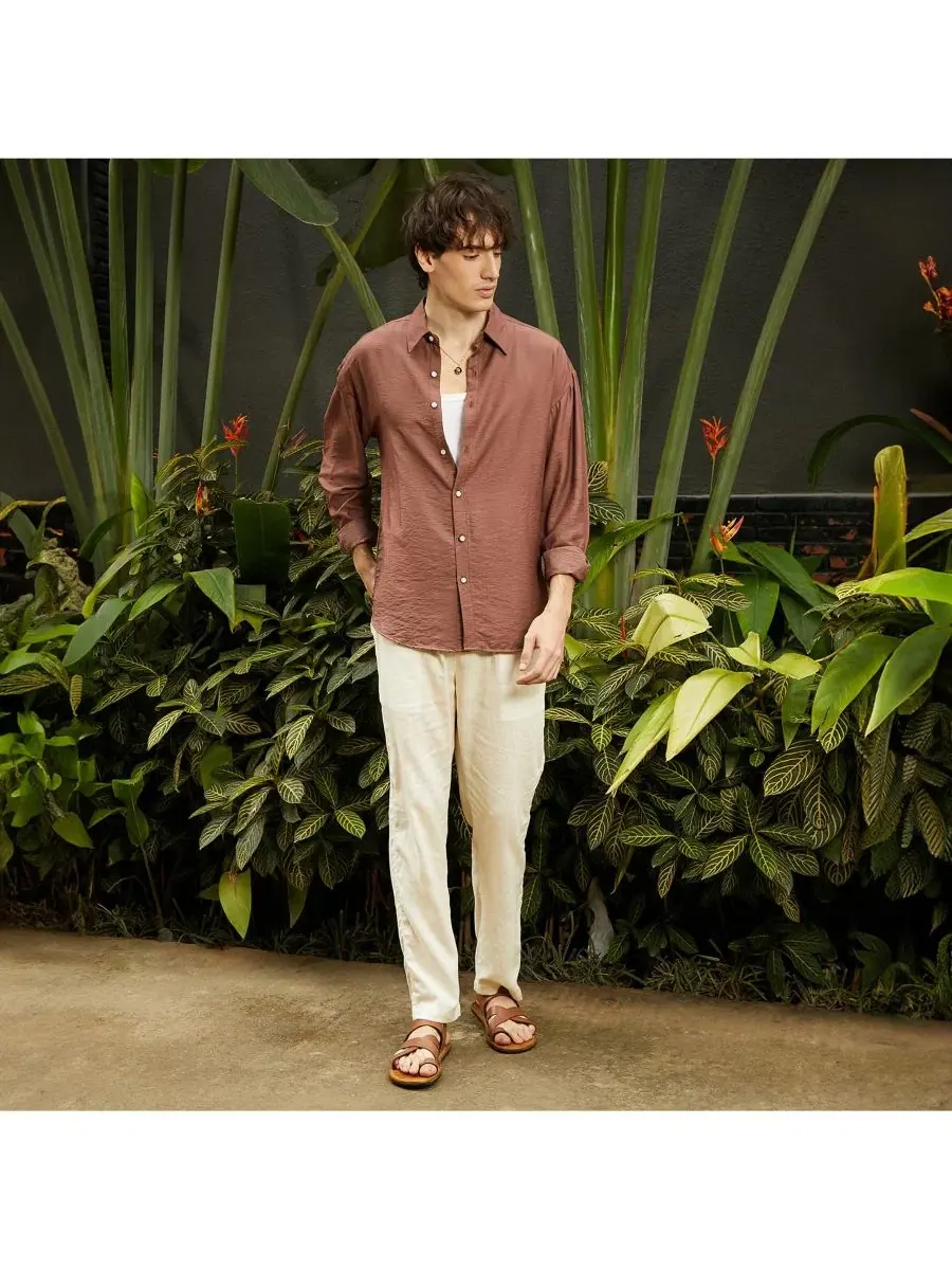 Мужская рубашка с длинным рукавом Breezy Wrinkled Shirt Campus Sutra — изображение 6 из 7, коричневый