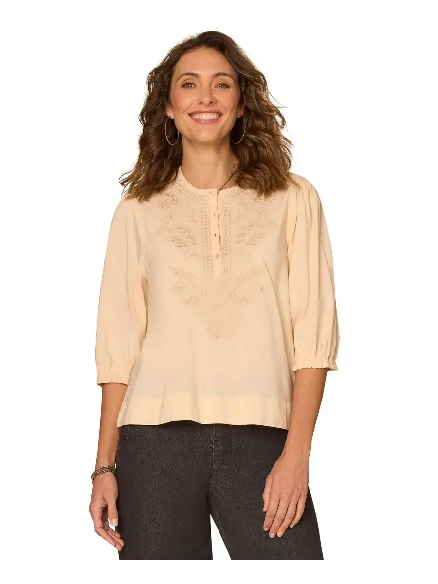 Блуза с вышивкой и рукавом до локтя Petite Embroidered Woven Top Democracy