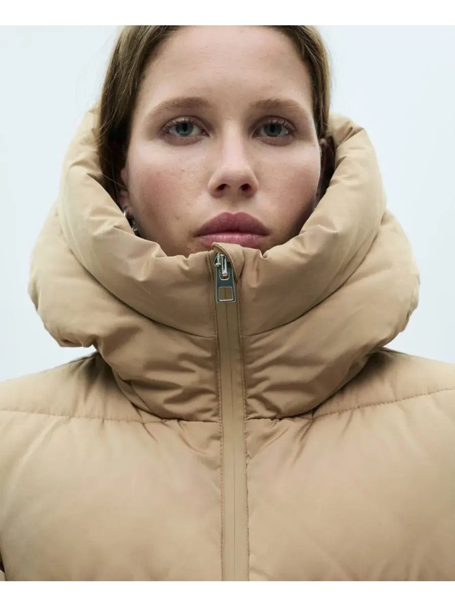 Женское стеганое пальто с капюшоном MANGO — изображение 6 из 10, бежевый