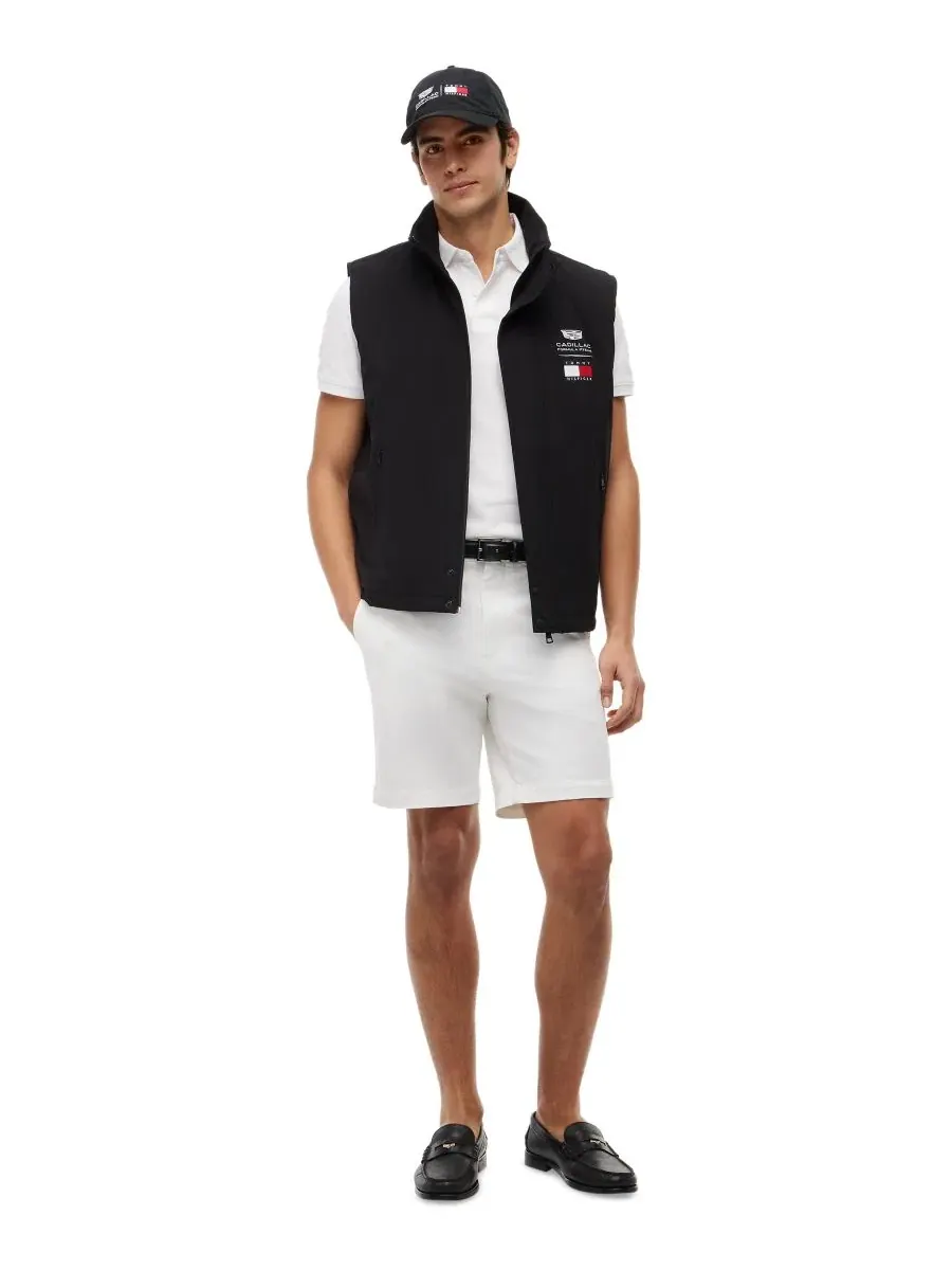 Мужской жилет с логотипом из коллаборации с Cadillac F1 Tommy Hilfiger — изображение 2 из 4, черный